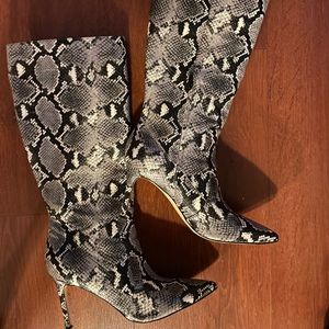 😍 NINE WEST SNAKESKIN KNEE-LENGTH BOOTS😍